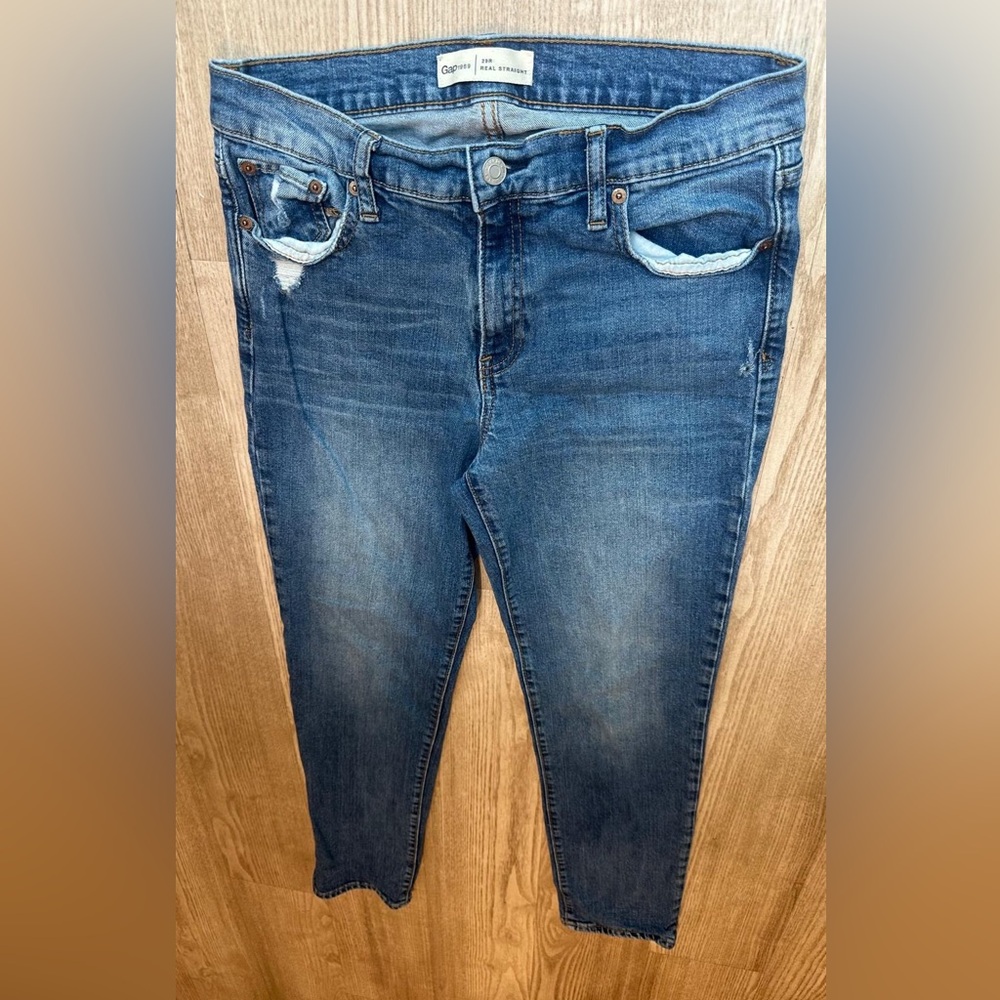 GAP Light to Medium Blue Straight Jeans